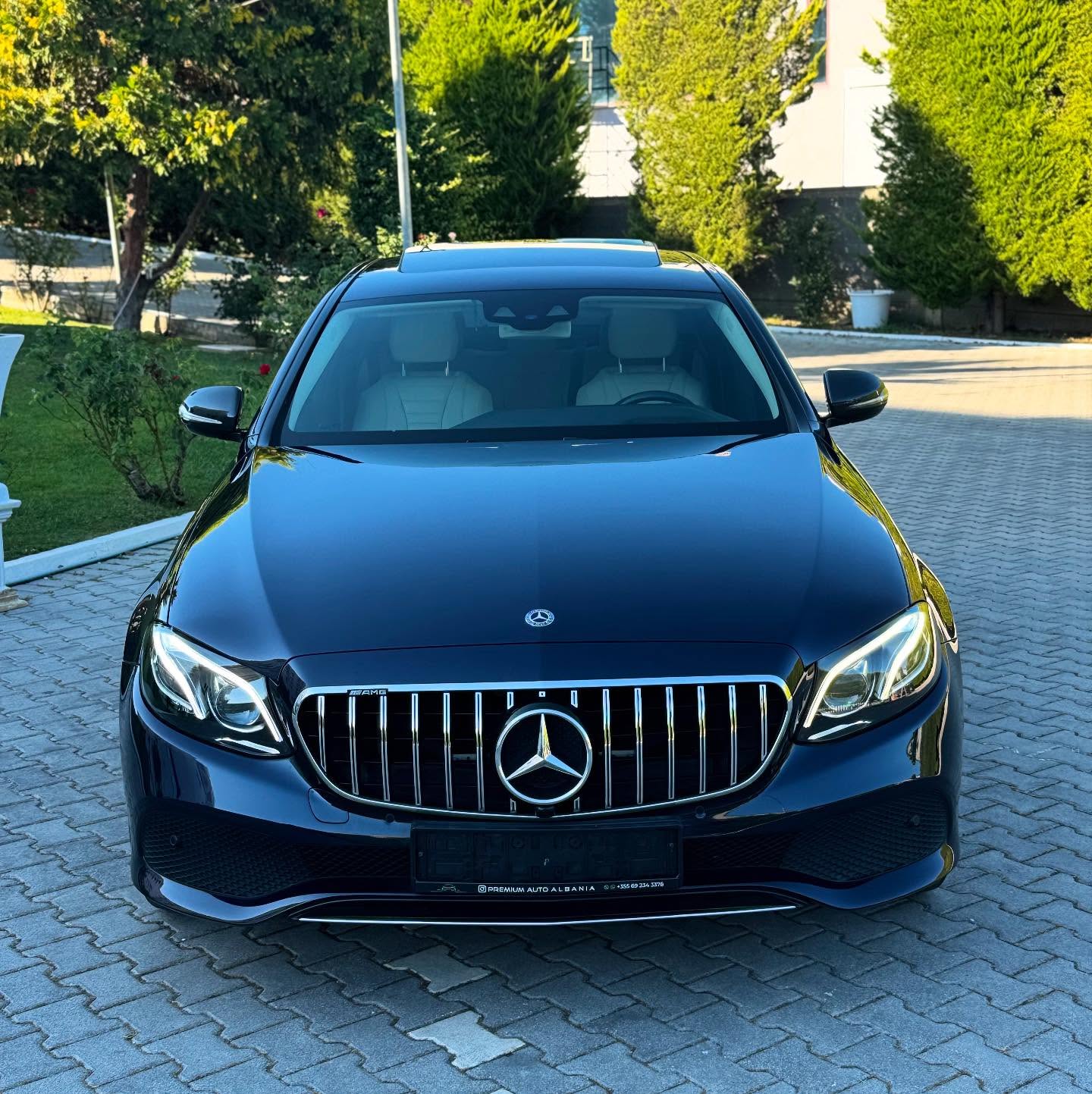 Fotoja 2 e listimit te prones me titull: Mercedes-Benz