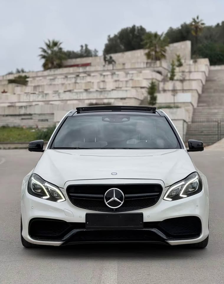 Fotoja 0 e listimit te prones me titull: Mercedes-Benz