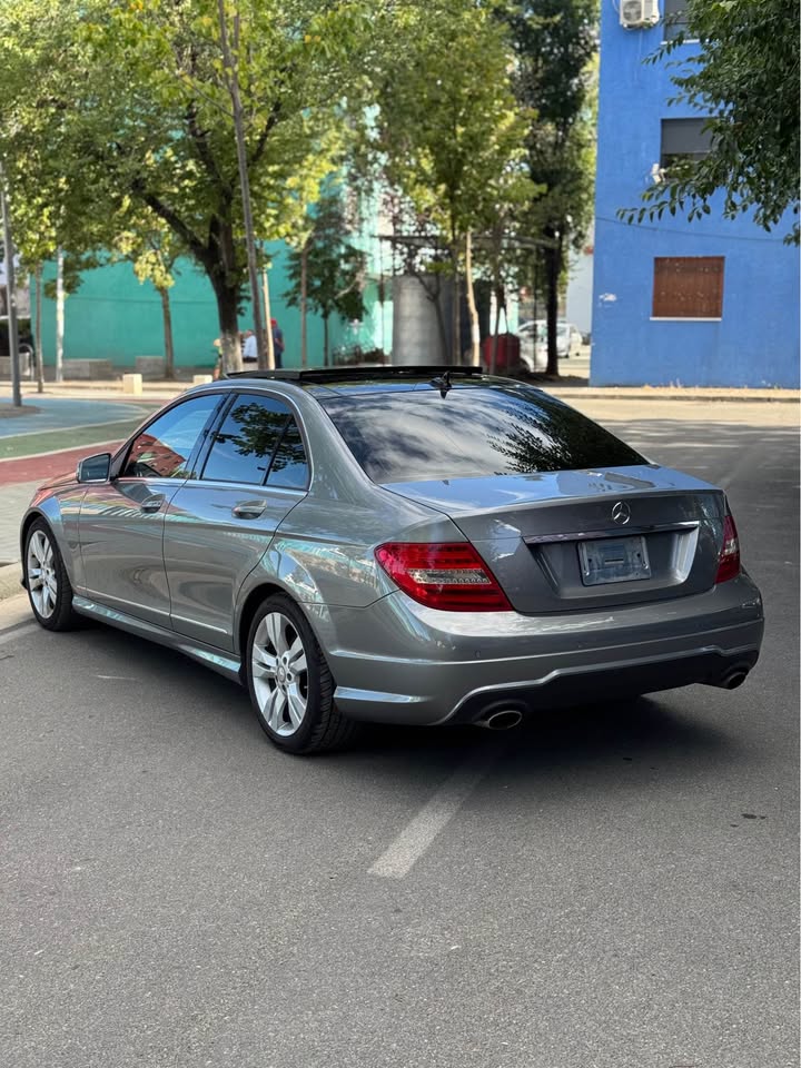 Fotoja 3 e listimit te prones me titull: Mercedes-Benz