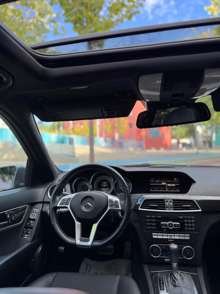 Fotoja 7 e listimit te prones me titull: Mercedes-Benz