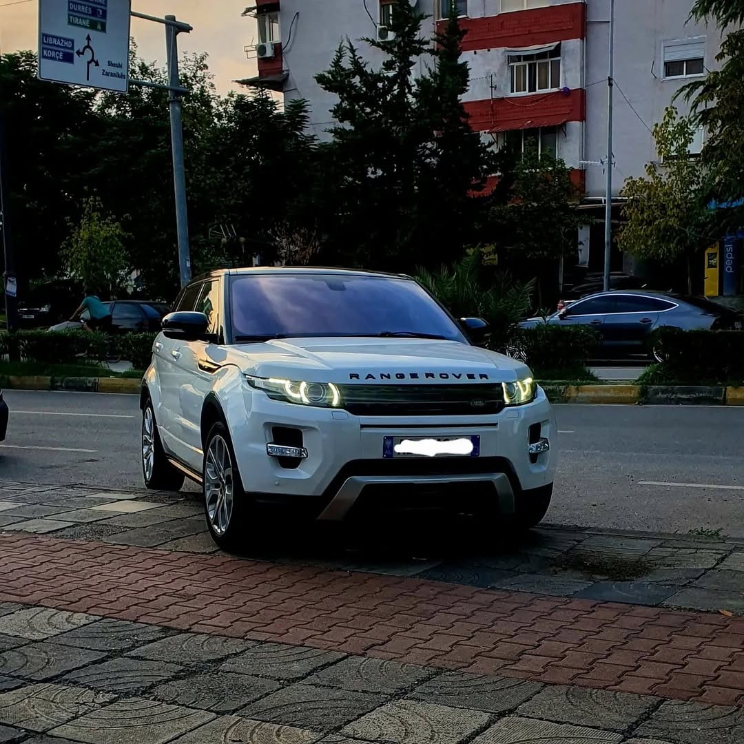 Fotoja 6 e listimit te prones me titull: Land Rover