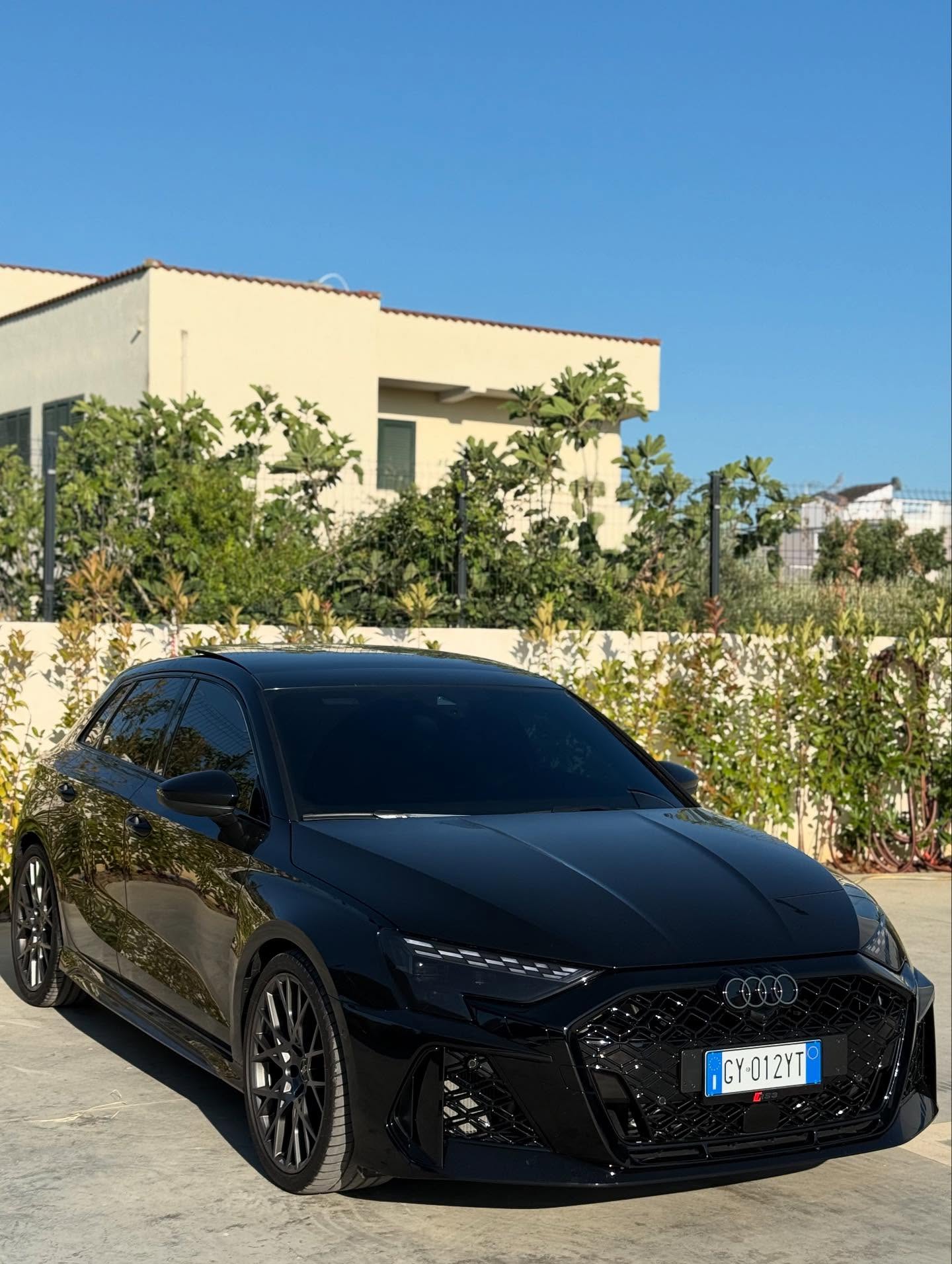 Fotoja 0 e listimit te prones me titull: Audi