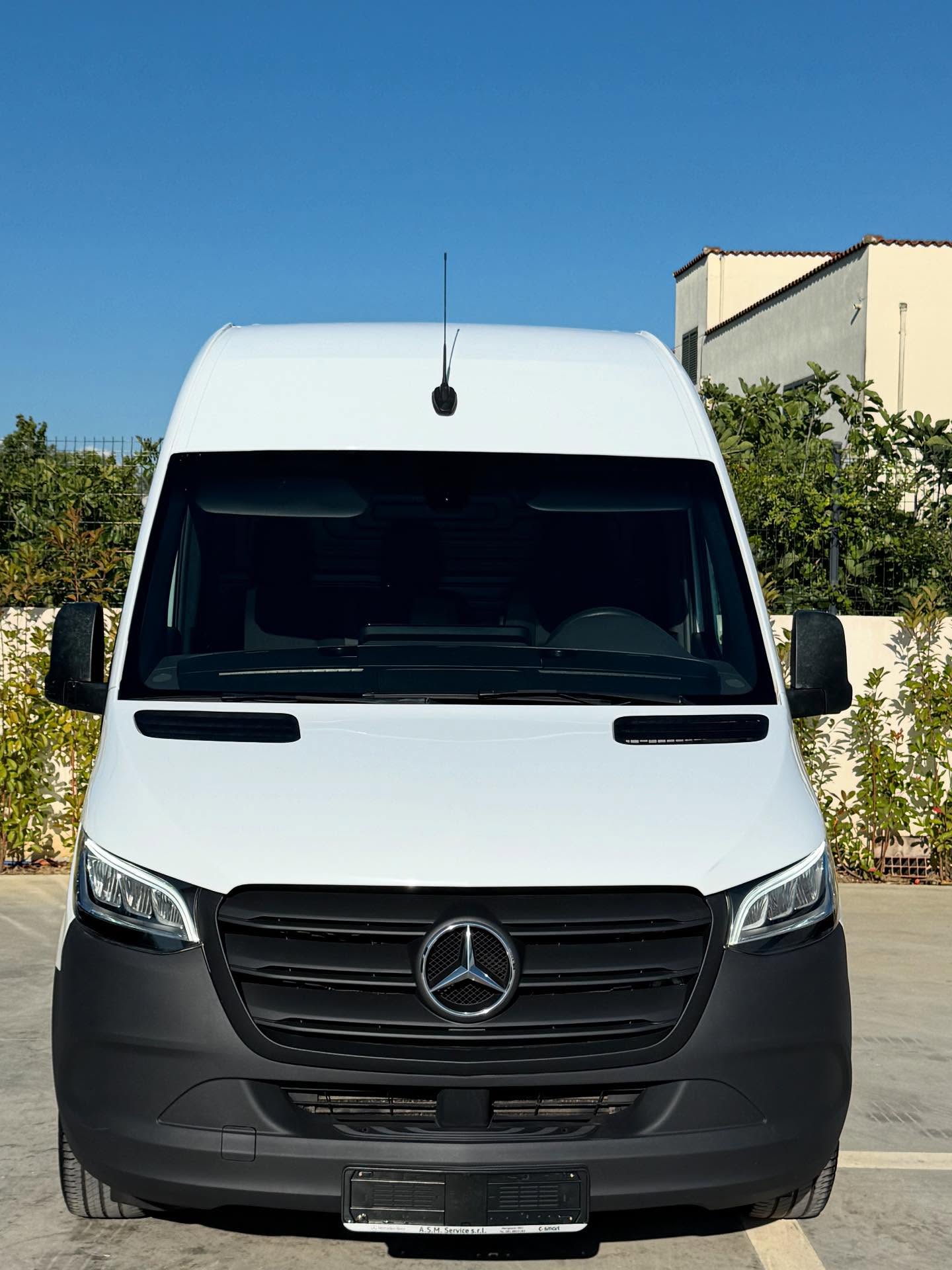 Fotoja 3 e listimit te prones me titull: Mercedes-Benz