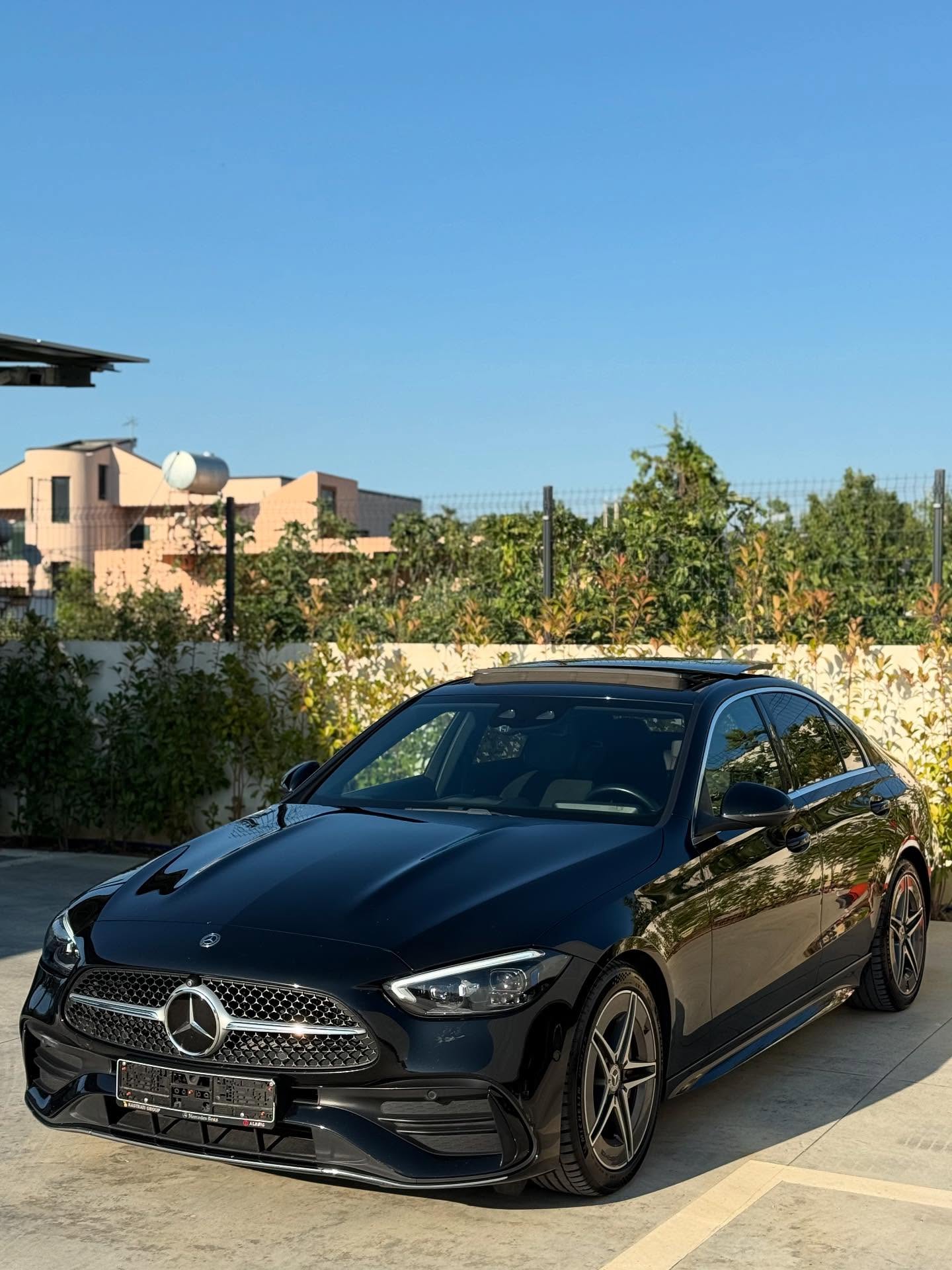 Fotoja 12 e listimit te prones me titull: Mercedes-Benz