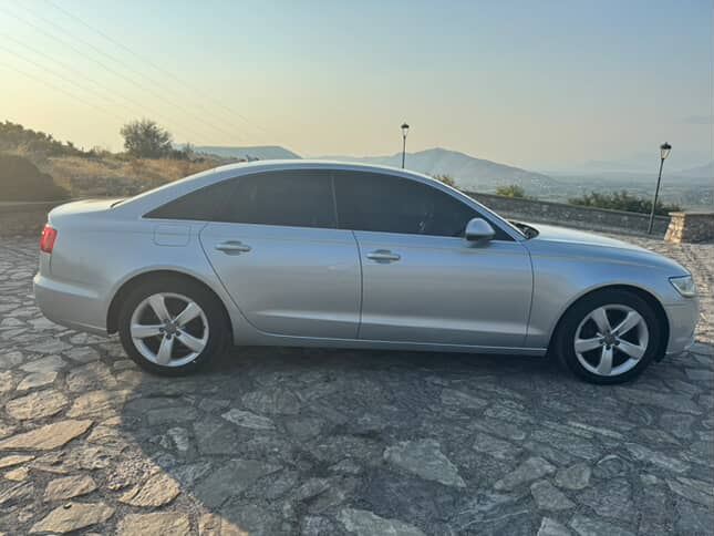 Fotoja 1 e listimit te prones me titull: Audi