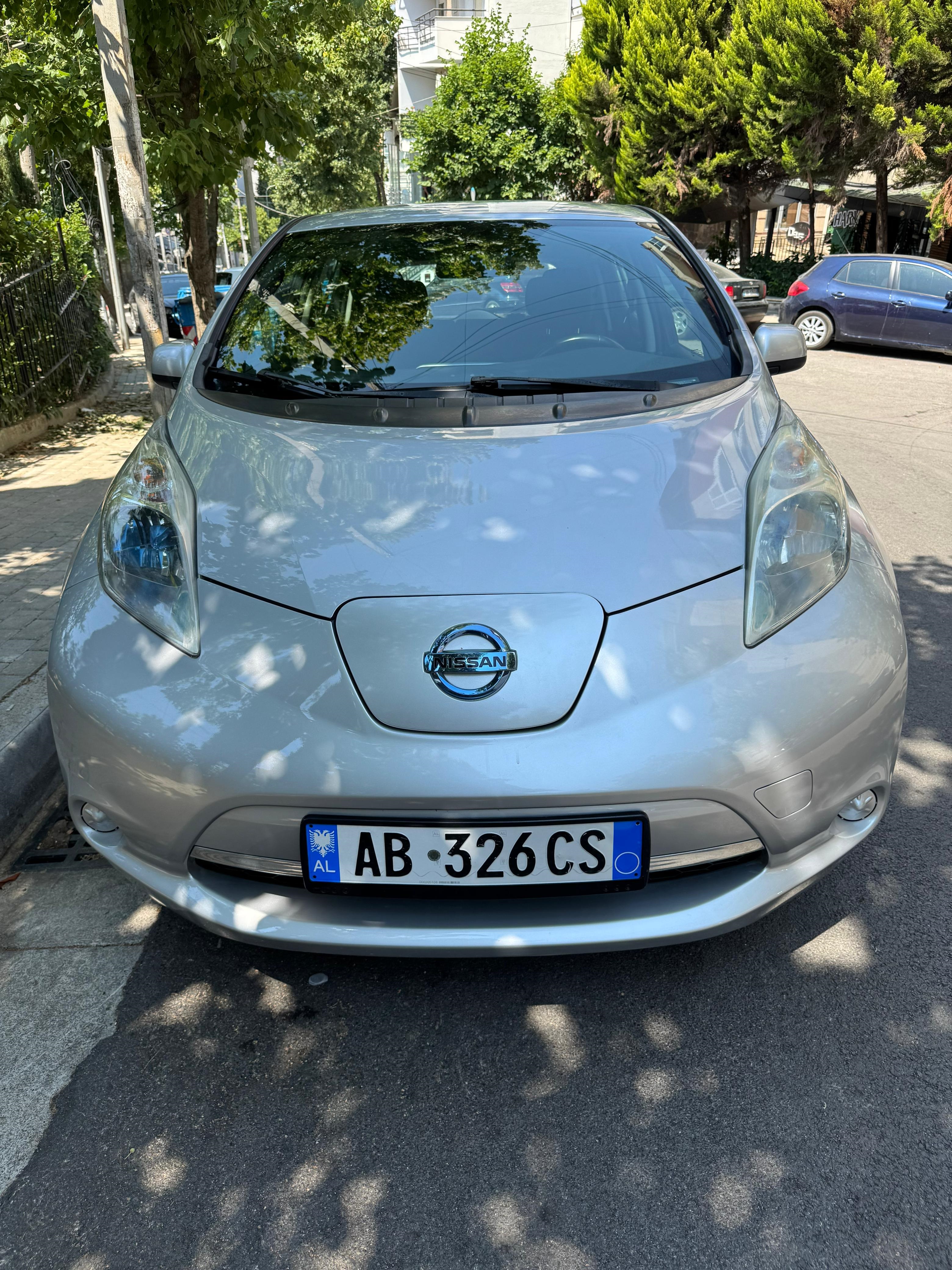 Fotoja 7 e listimit te prones me titull: Nissan